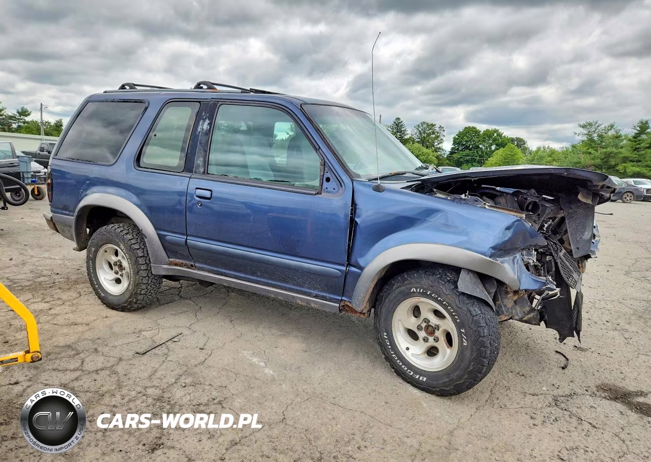 1999 Ford Explorer Xlt VIN:1FMZU24E6XUC82169 - 4
