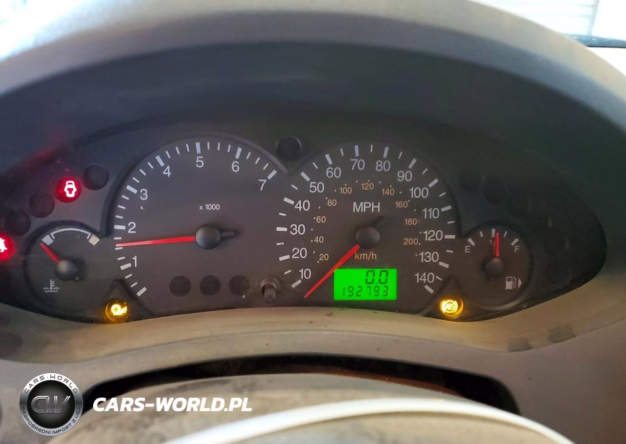 2005 Ford Focus Zx4 VIN:1FAFP34N45W295207 - 9