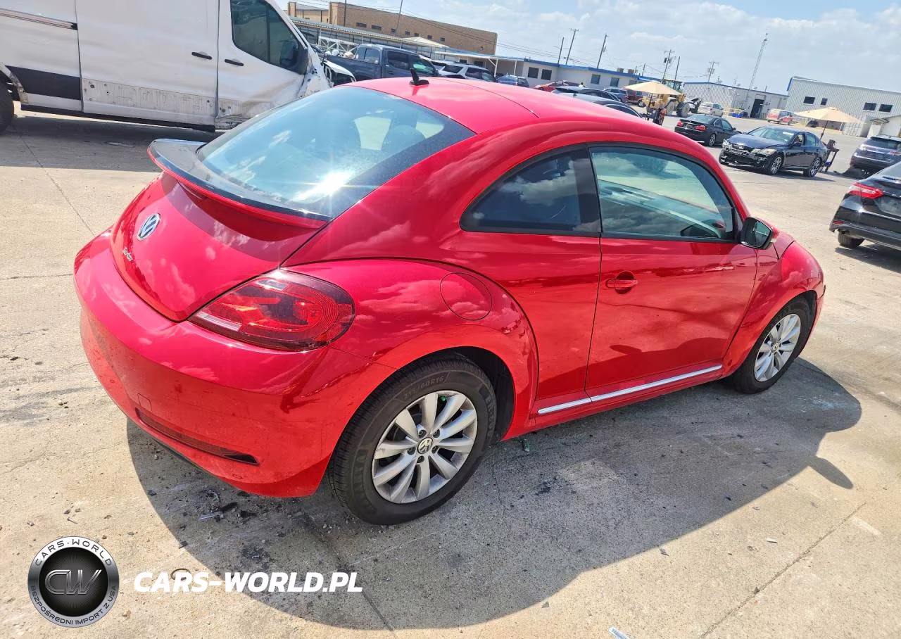 2019 Volkswagen Beetle S VIN:3VWFD7AT4KM710810 - 3