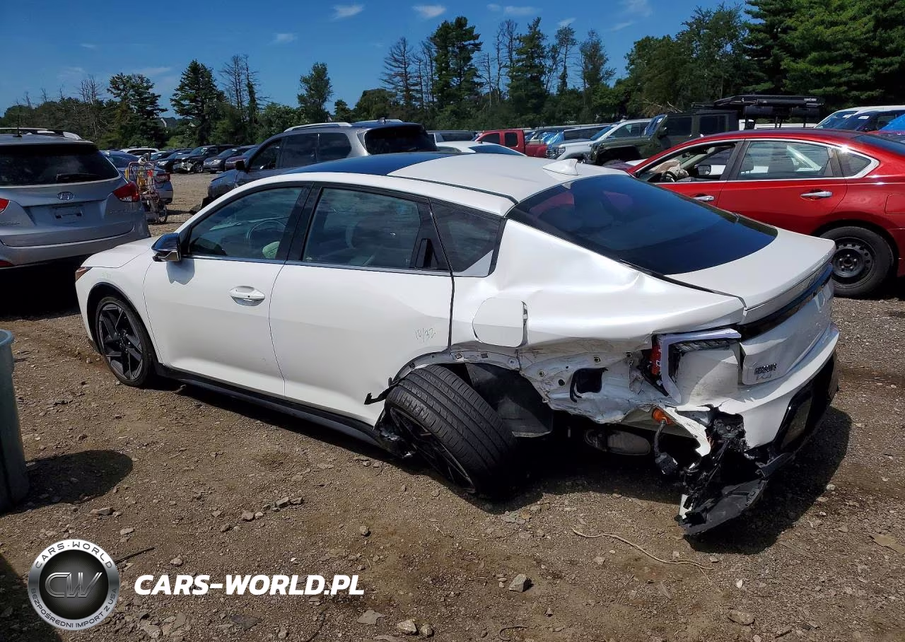2025 Kia K4 Gt Line VIN:3KPFW4DEXSE038254 - 2