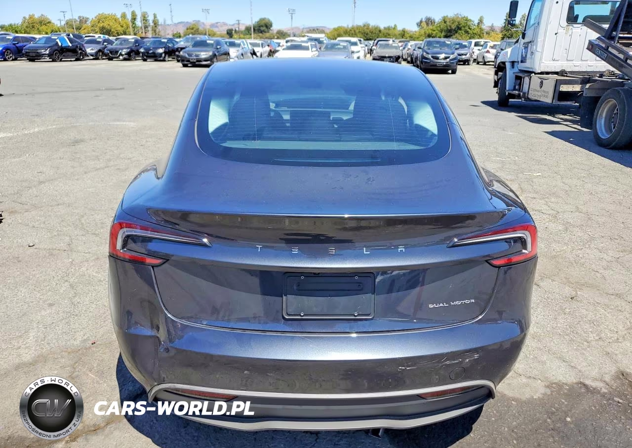 2025 Tesla Model 3 VIN:5YJ3E1EB9SF964566 - 6