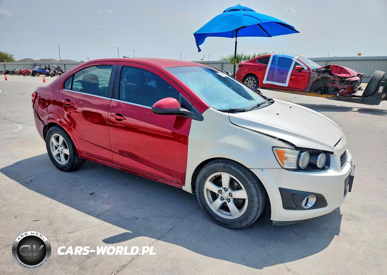 2012 Chevrolet Sonic Lt VIN:1G1JC5SH0C4110077 - 4