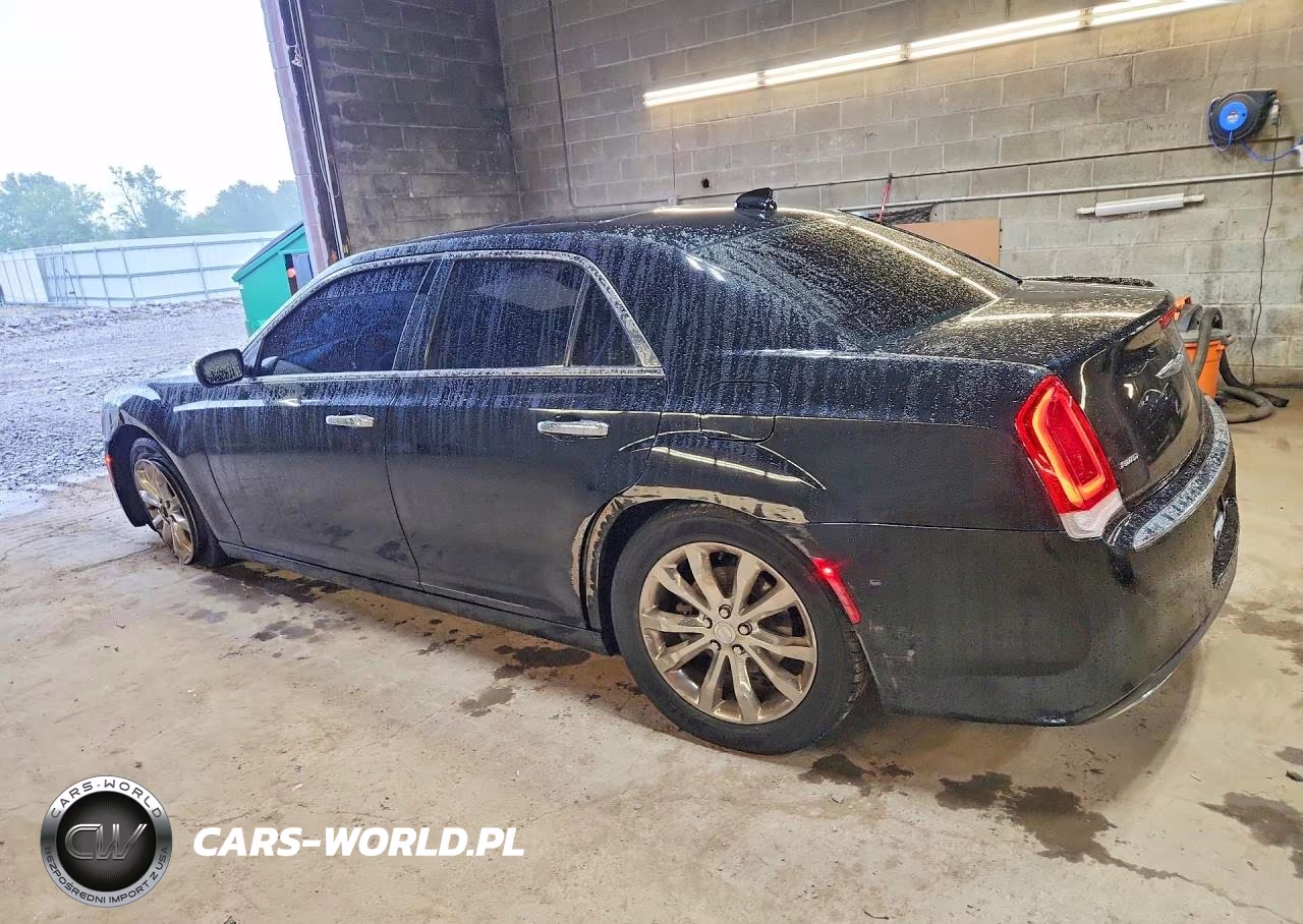 2017 Chrysler 300C VIN:2C3CCAKG3HH653678 - 2