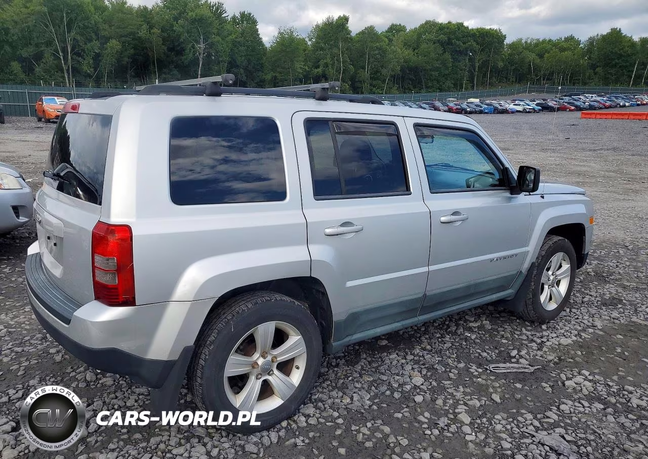 2011 Jeep Patriot Sport VIN:1J4NF1GB9BD276619 - 3