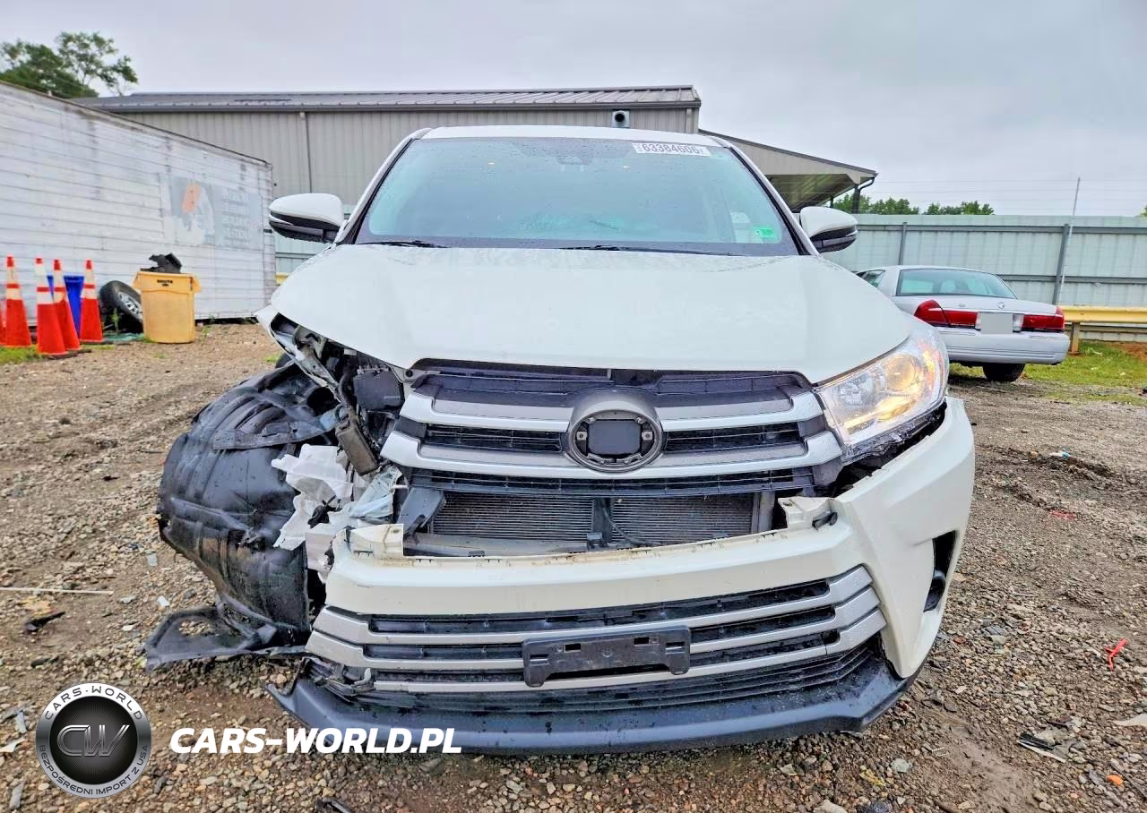 2019 Toyota Highlander Le VIN:5TDZARFH1KS057362 - 5