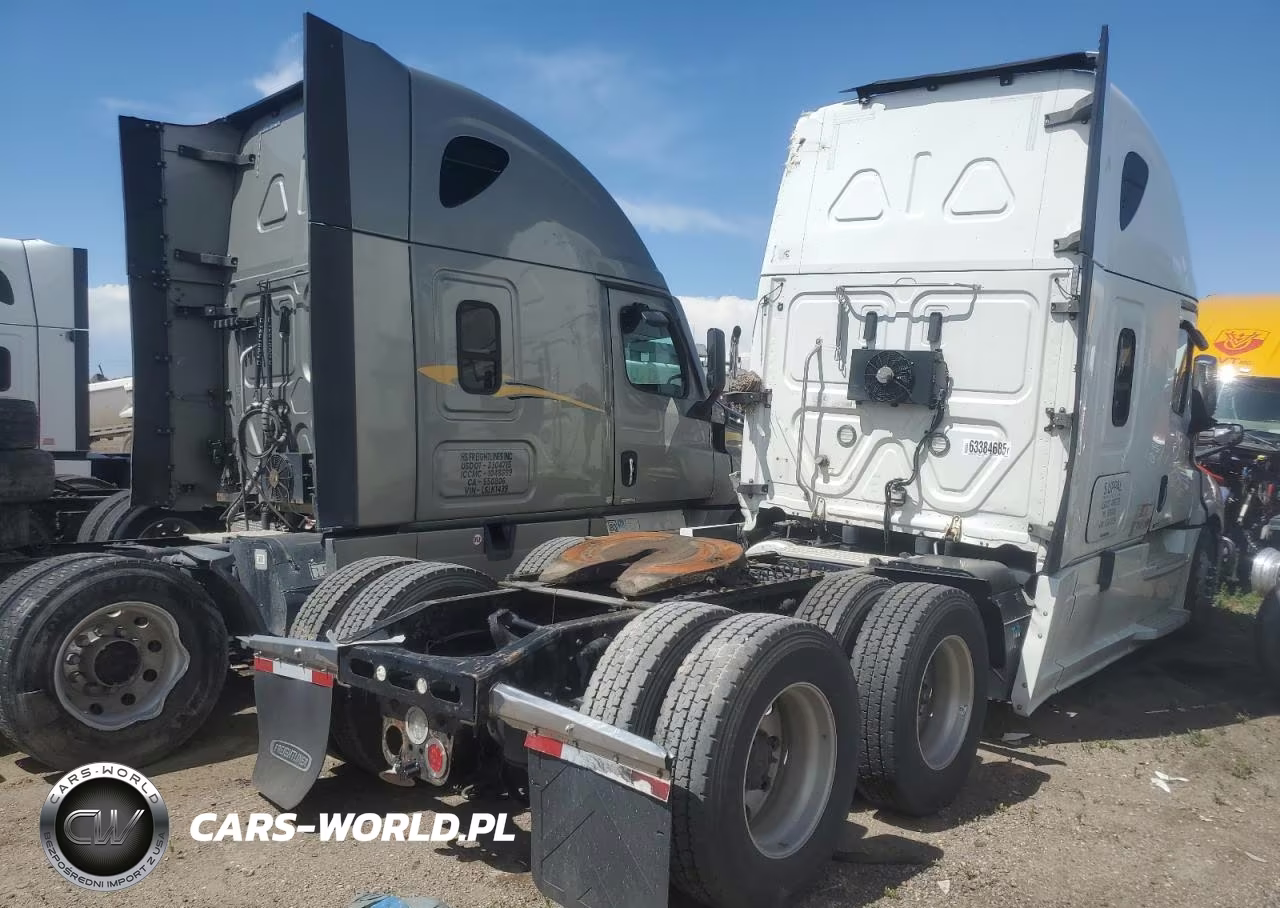 2019 Freightliner Cascadia 126 Semi Truck VIN:3AKJHHDR2KSKG5159 - 4