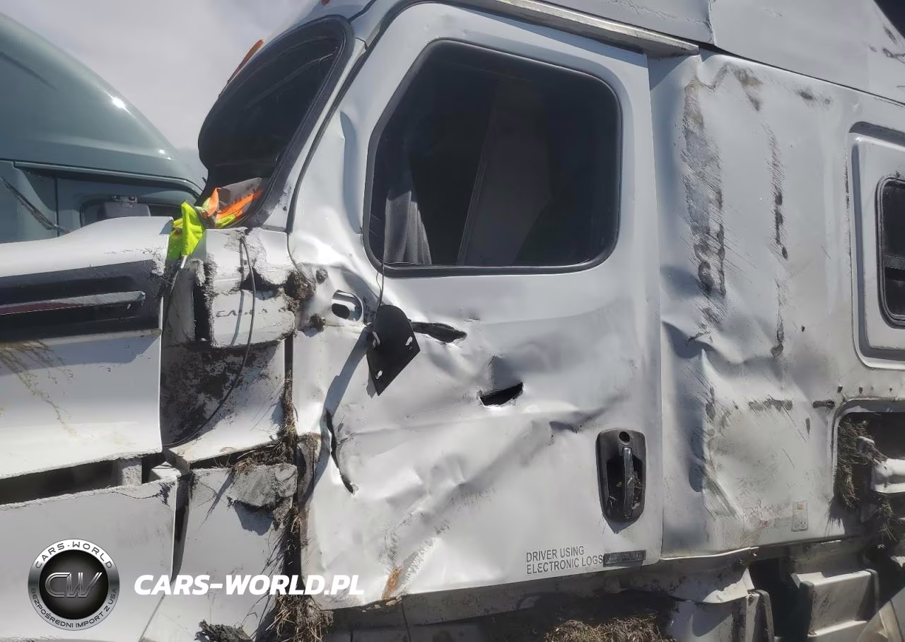 2019 Freightliner Cascadia 126 Semi Truck VIN:3AKJHHDR2KSKG5159 - 9