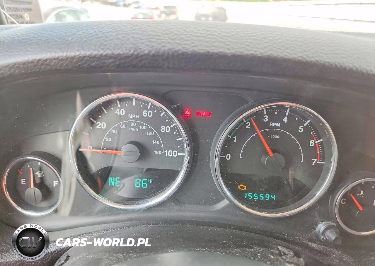 2011 Jeep Wrangler Sport VIN:1J4AA2D15BL620872 - 9