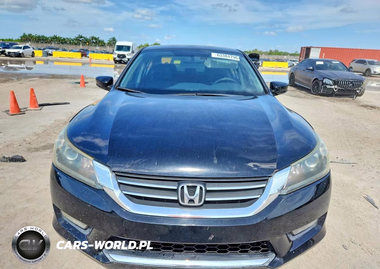 2014 Honda Accord Sport VIN:1HGCR2F50EA070392 - 5