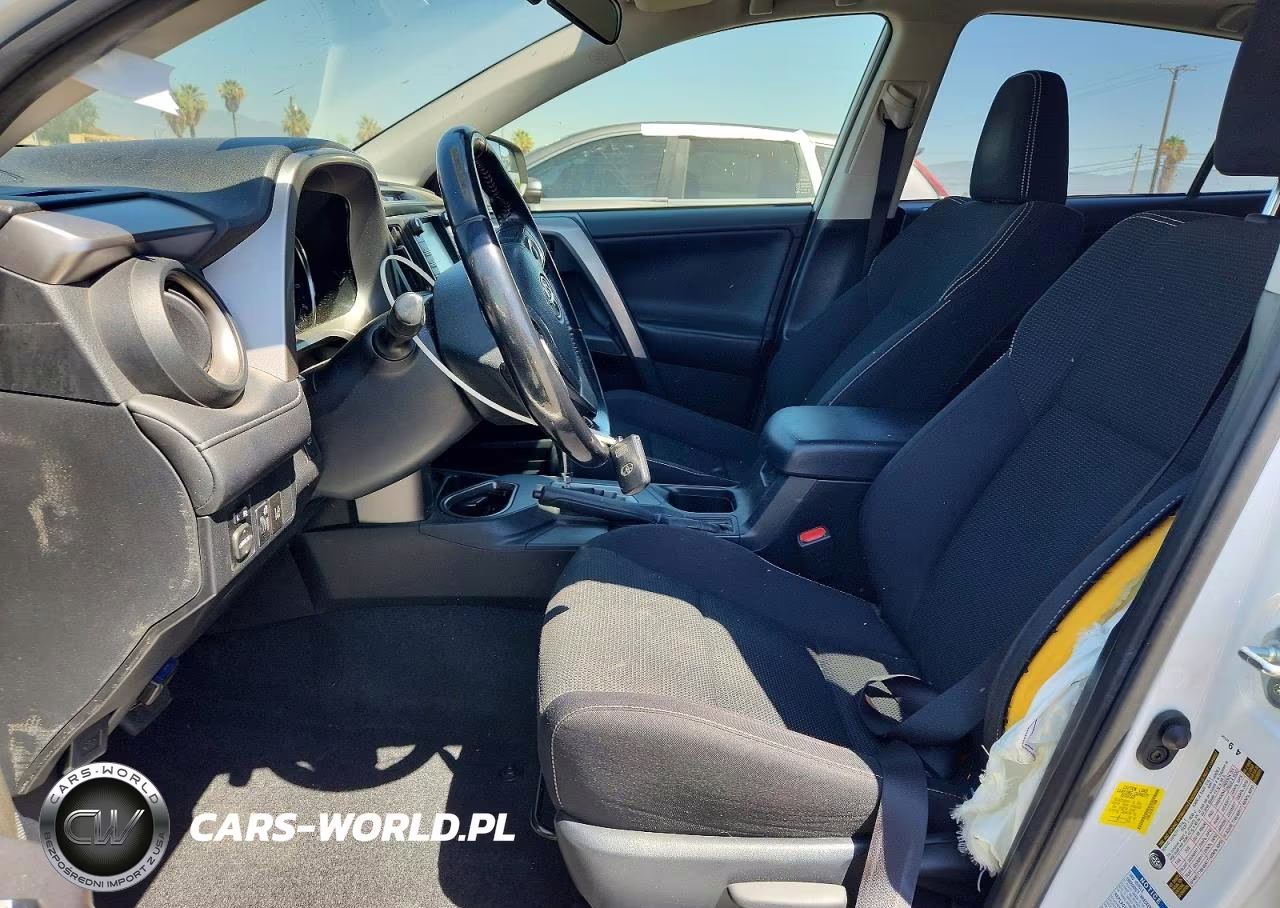 2018 Toyota Rav4 Hybrid Xle VIN:JTMRJREV0JD179860 - 7