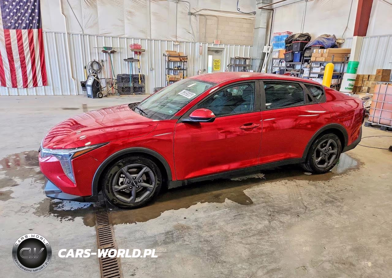 2026 Kia K4 Lxs – zdjęcie 1 z 12