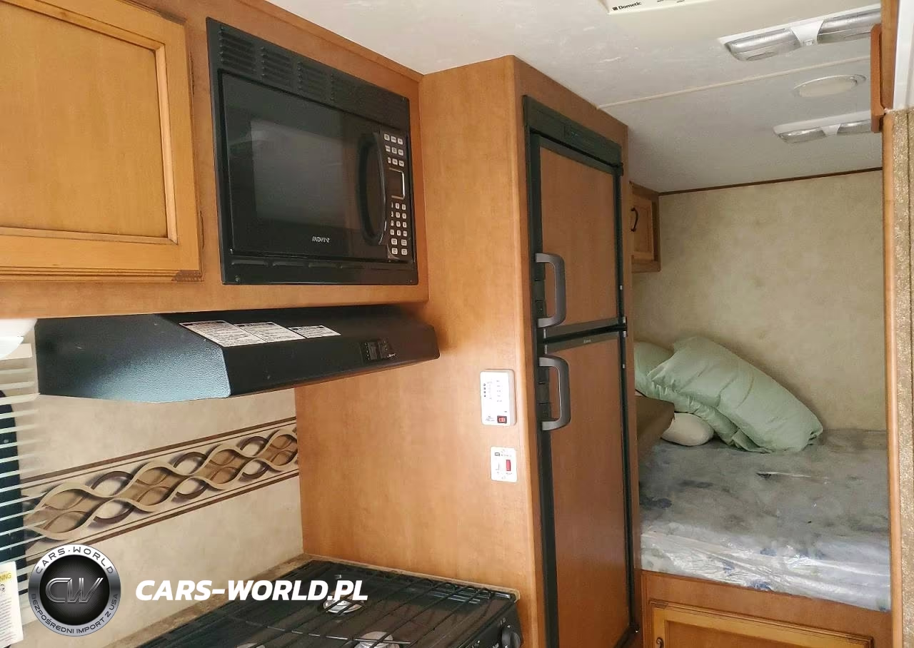 2013 Forest River Coachmen Apex Camper VIN:5ZT2CXJB7DA003078 - 8