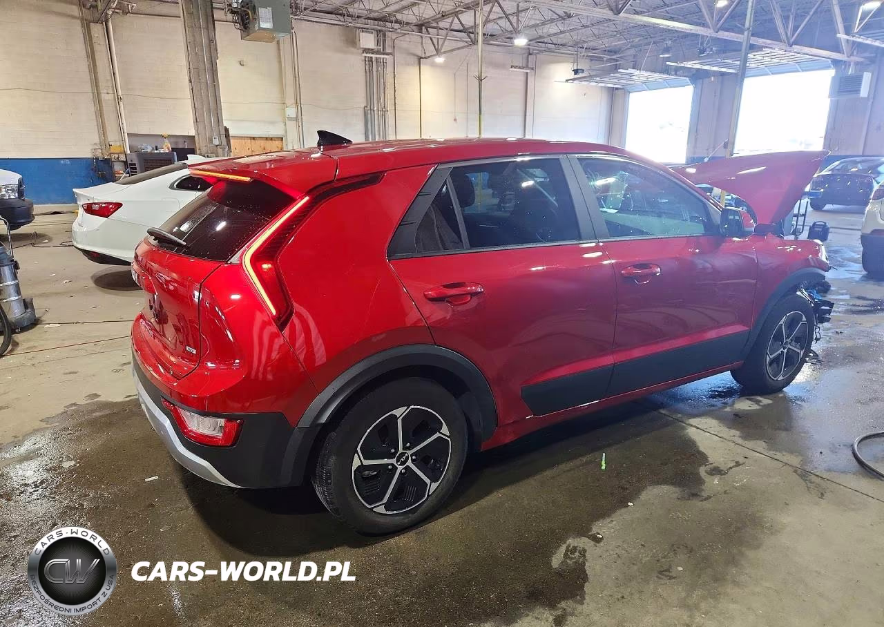 2026 Kia Niro Lx VIN:KNDCP3LE7T5324538 - 3