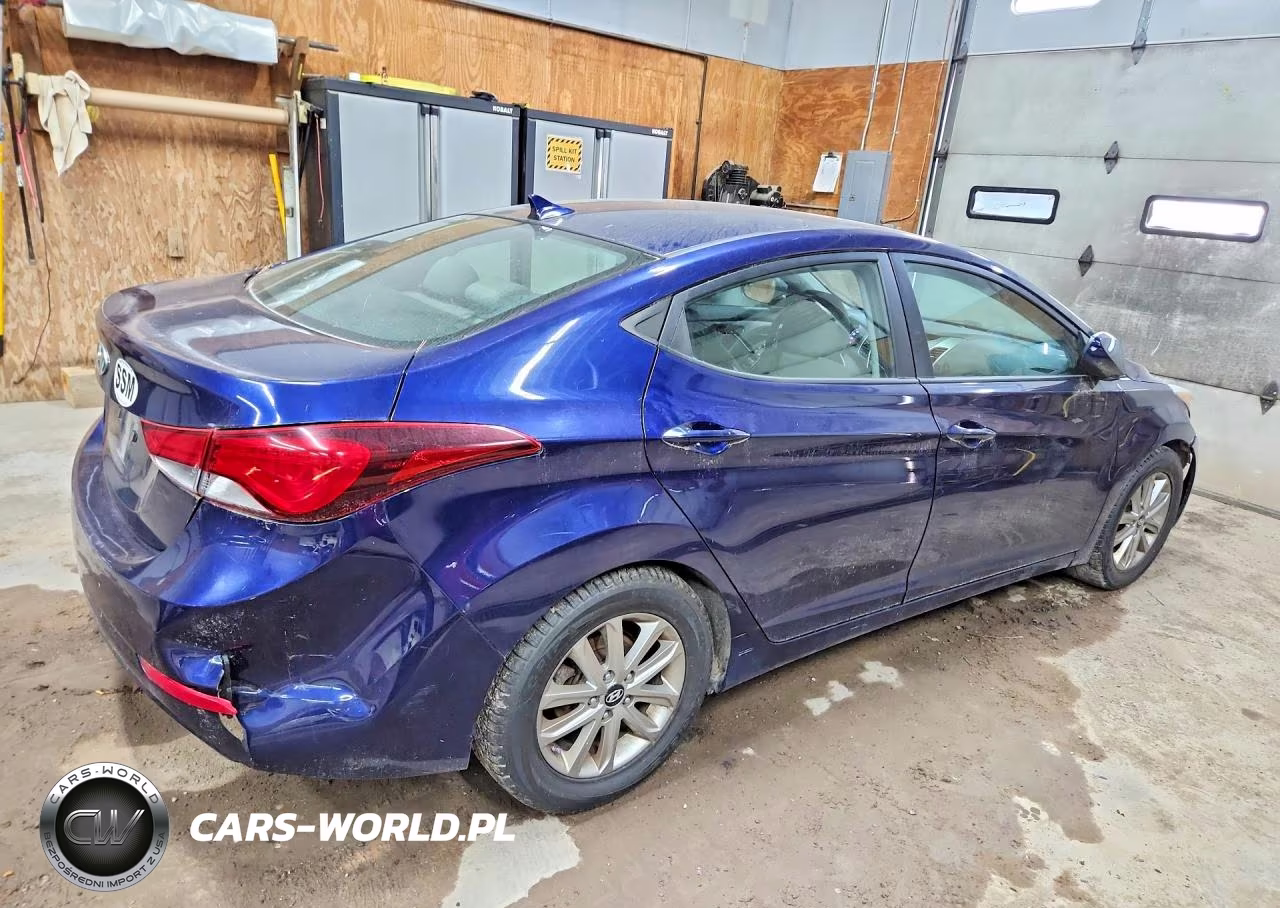 2014 Hyundai Elantra Se VIN:5NPDH4AE7EH470032 - 3