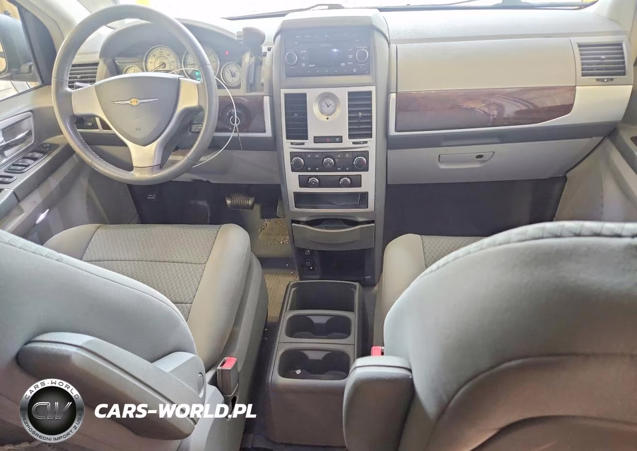 2010 Chrysler Town & Country Touring VIN:2A4RR5DX4AR359614 - 8