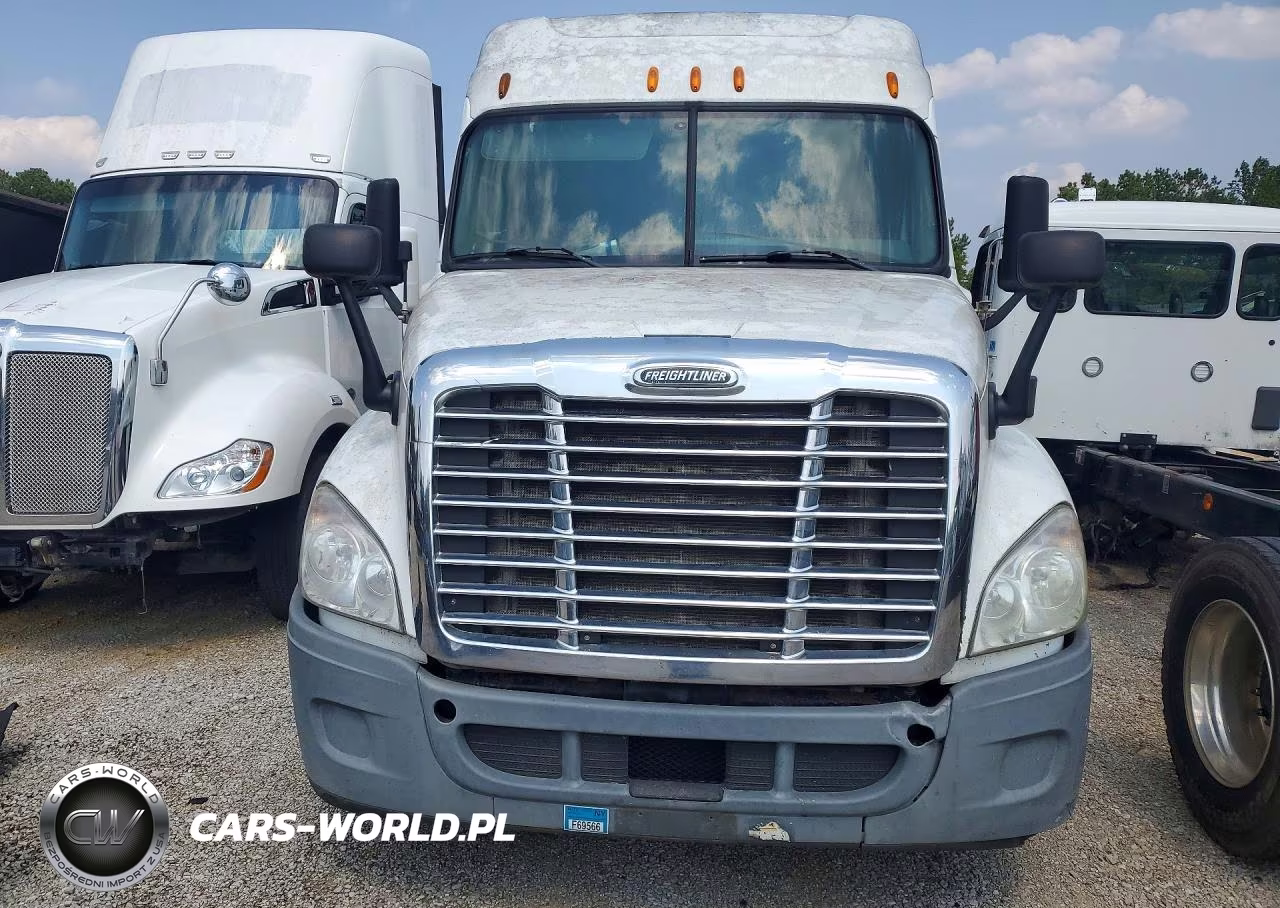 2009 Freightliner Cascadia 125 VIN:1FUJGLDR09LAE1984 - 5