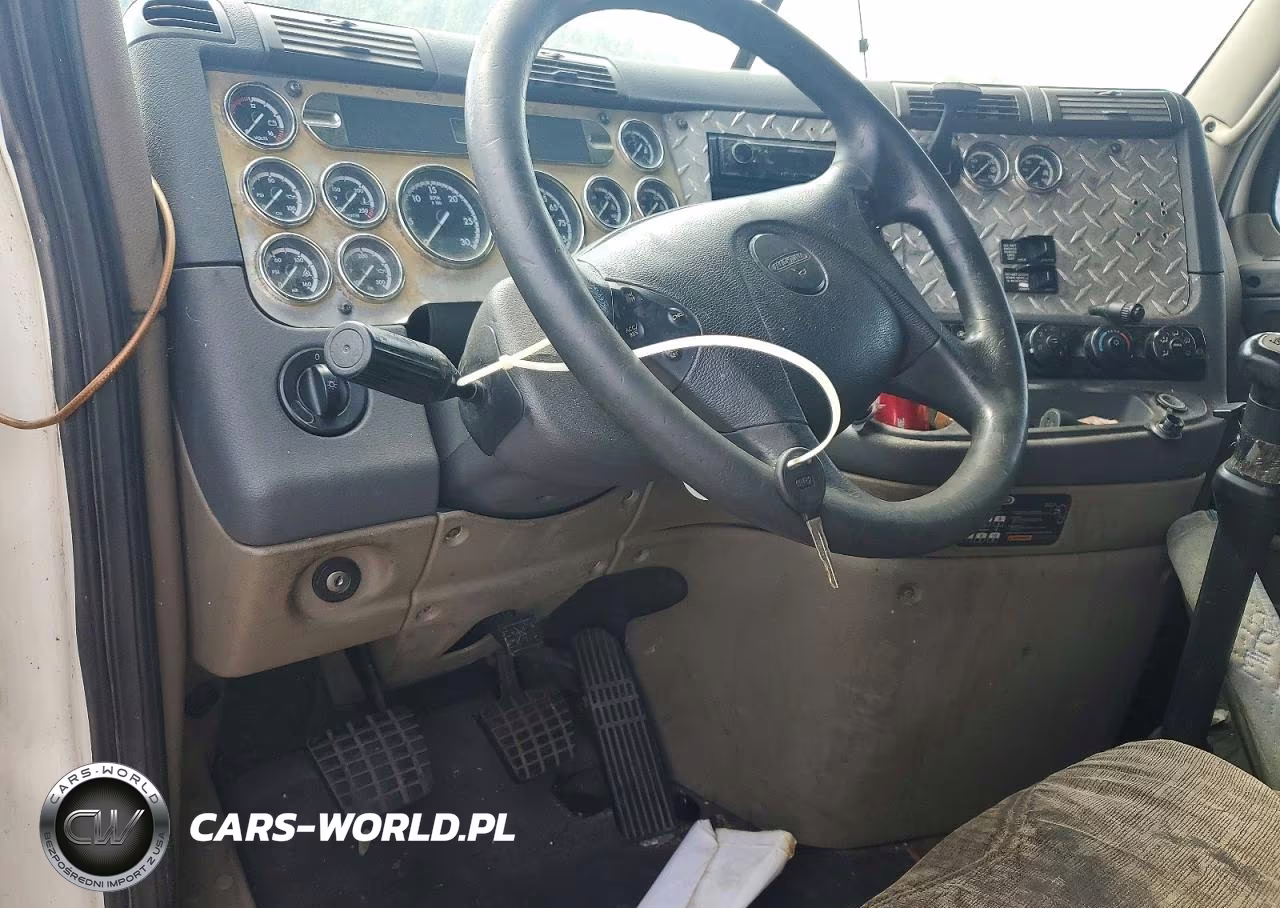 2009 Freightliner Cascadia 125 VIN:1FUJGLDR09LAE1984 - 8
