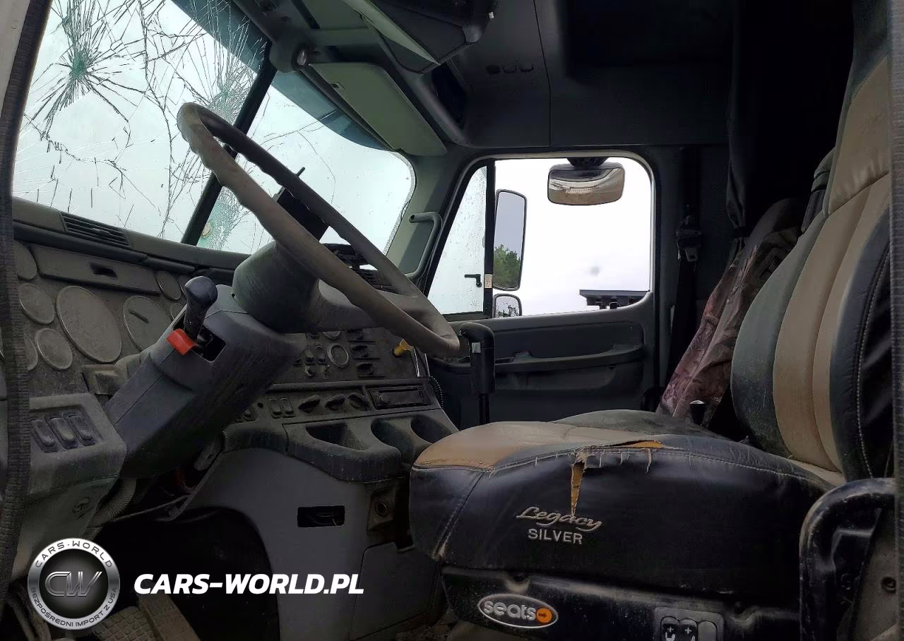 2004 Freightliner Conventional Columbia VIN:1FVPA6CK24LM77744 - 7