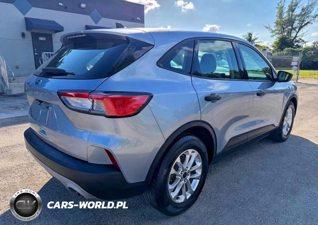 2022 Ford Escape S VIN:1FMCU0F66NUB62157 - 3