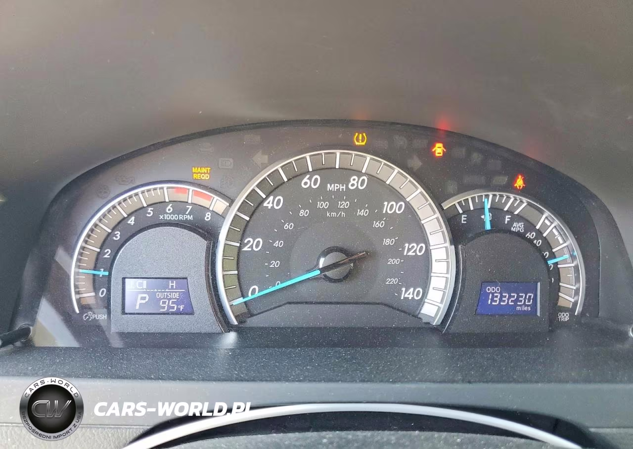 2014 Toyota Camry Se VIN:4T1BF1FK1EU755434 - 9