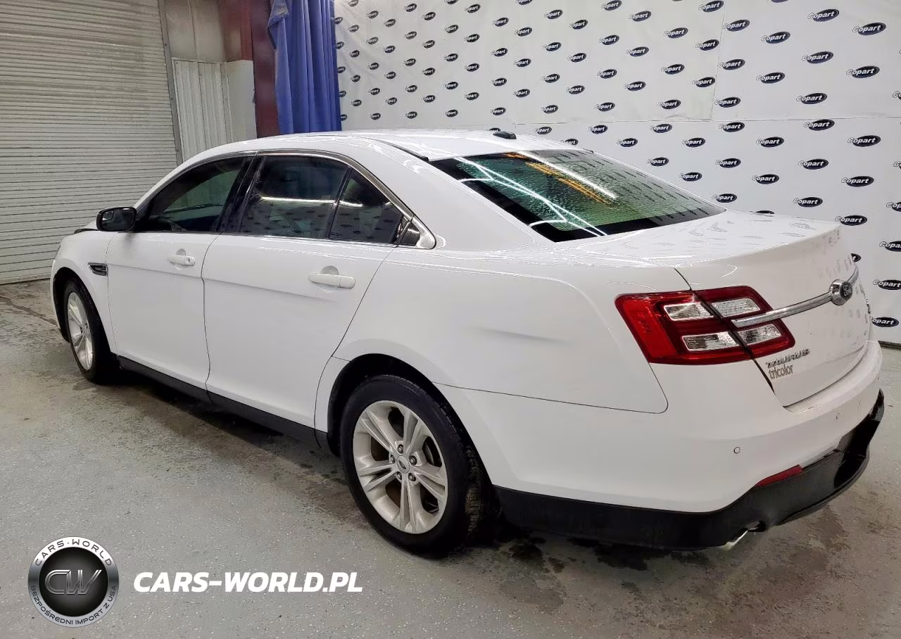 2018 Ford Taurus Sel VIN:1FAHP2E87JG104279 - 2