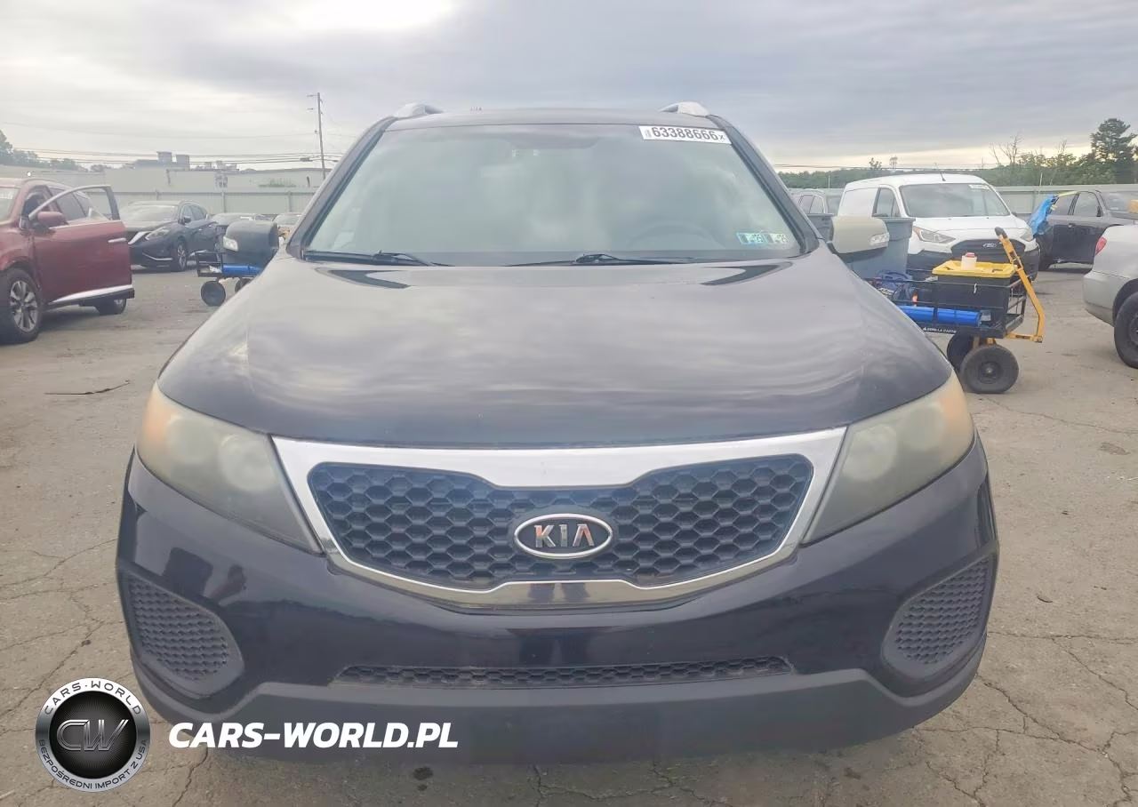 2011 Kia Sorento Lx VIN:5XYKT4A2XBG158625 - 5
