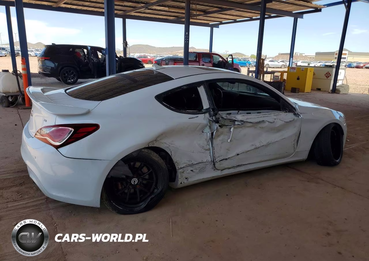 2016 Hyundai Genesis Coupe 3.8 Ultimate VIN:KMHHU6KJ1GU134482 - 3