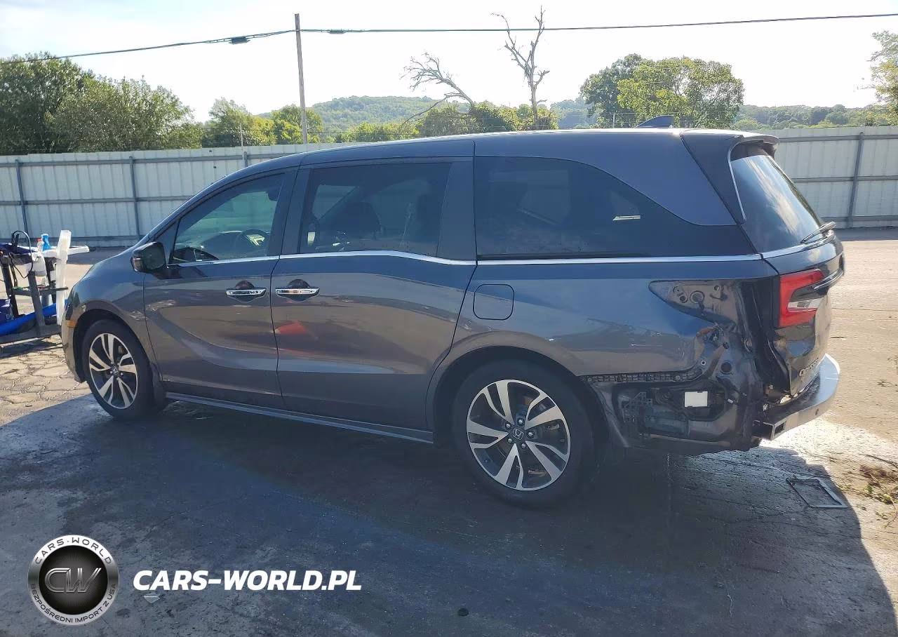 2022 Honda Odyssey Touring VIN:5FNRL6H8XNB026383 - 2
