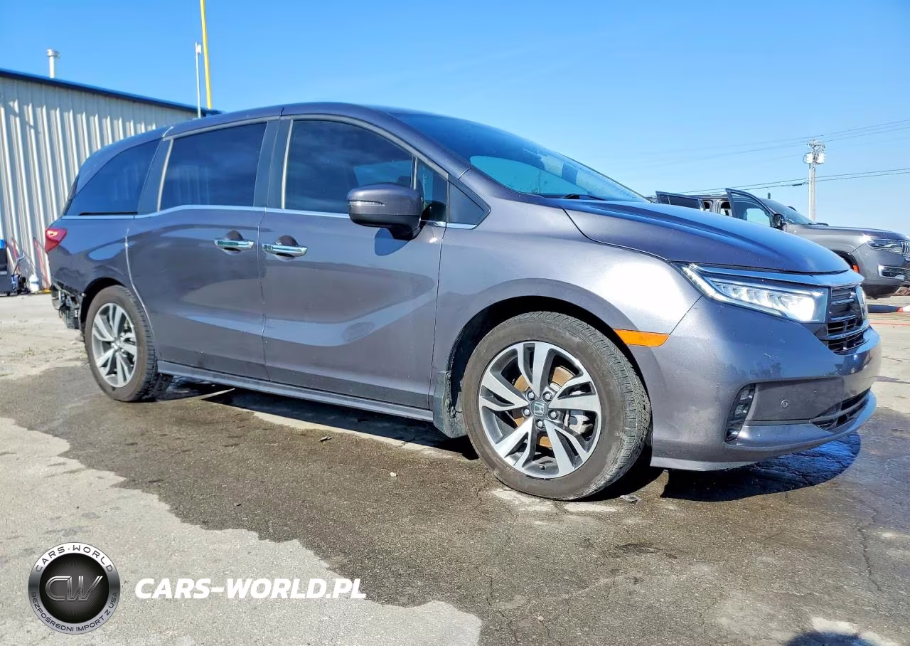 2022 Honda Odyssey Touring VIN:5FNRL6H8XNB026383 - 4