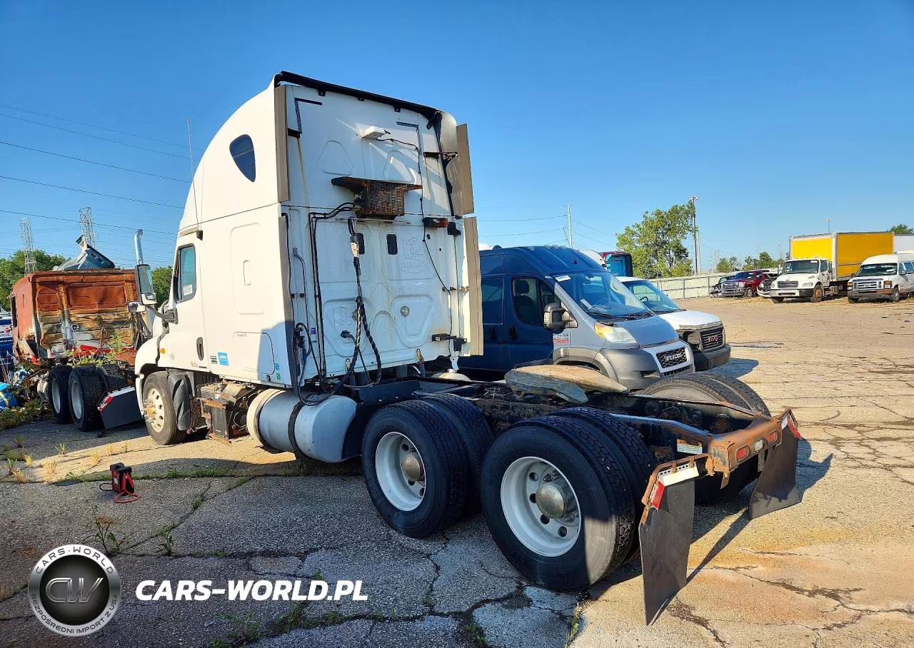 2012 Freightliner Cascadia Semi Truck VIN:1FUJGLBG7CLBR7775 - 2