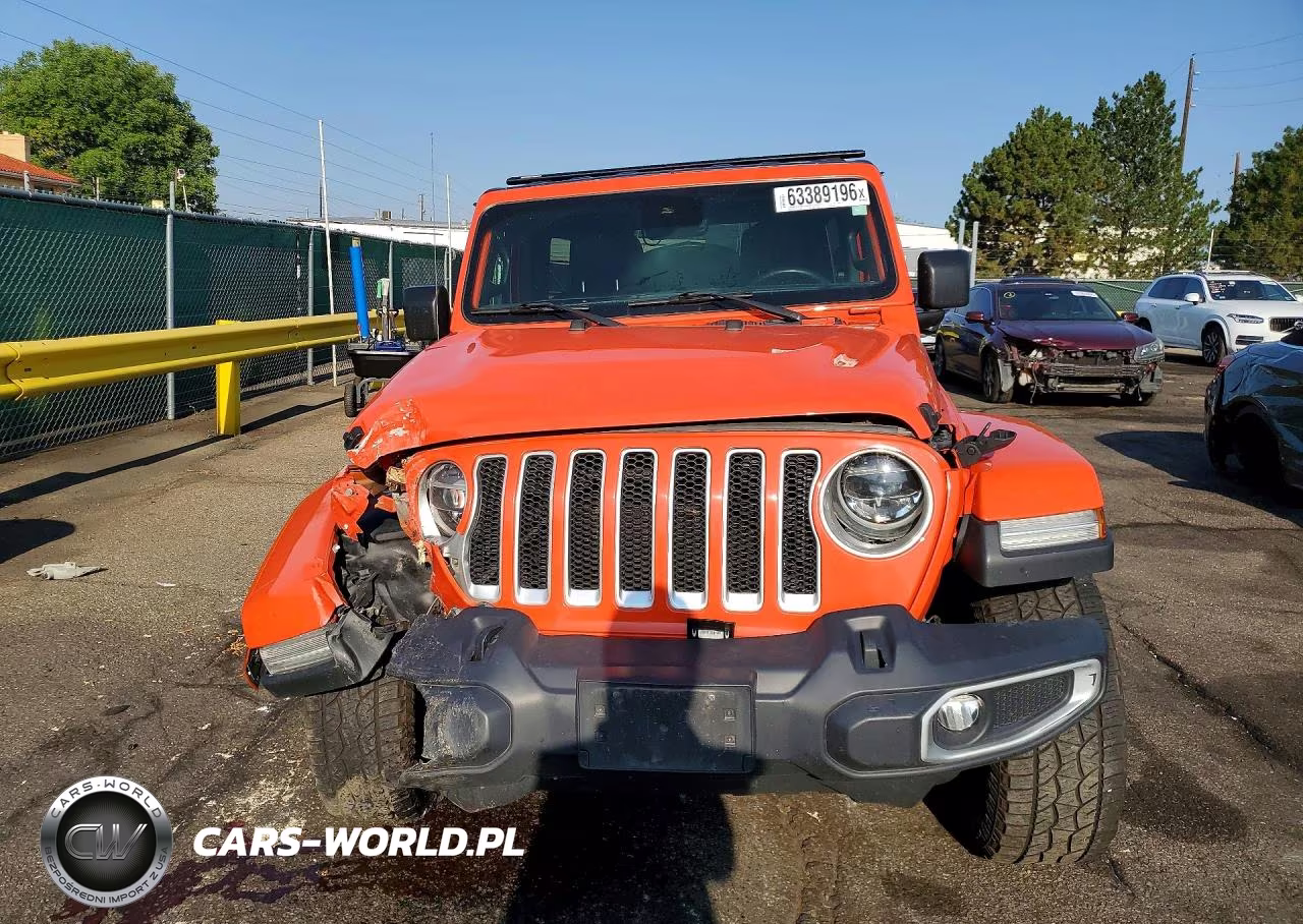 2019 Jeep Wrangler Unlimited Sahara VIN:1C4HJXEN9KW604871 - 5