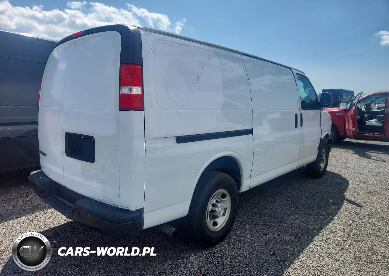 2021 Chevrolet Express G2500 VIN:1GCWGAFP5M1302125 - 3