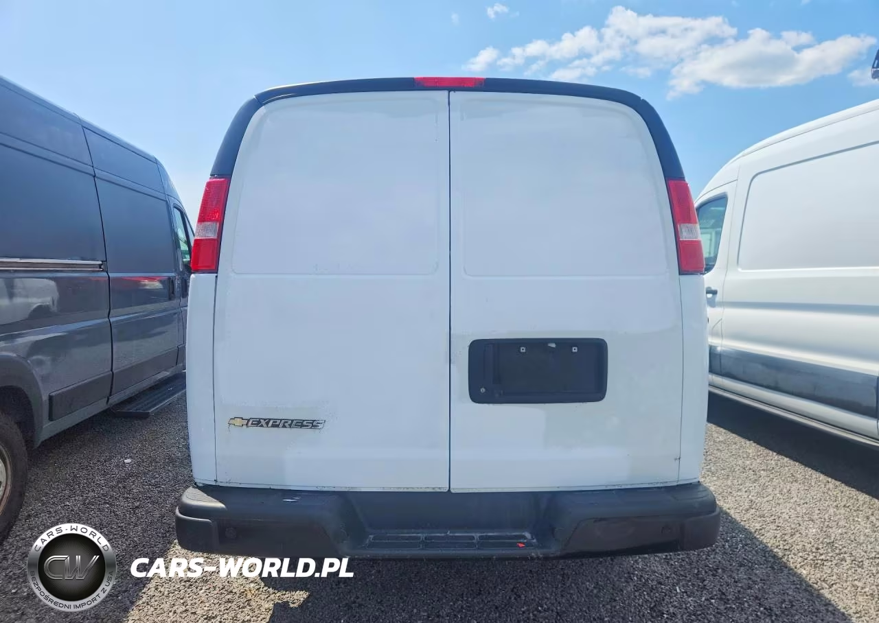 2021 Chevrolet Express G2500 VIN:1GCWGAFP5M1302125 - 6