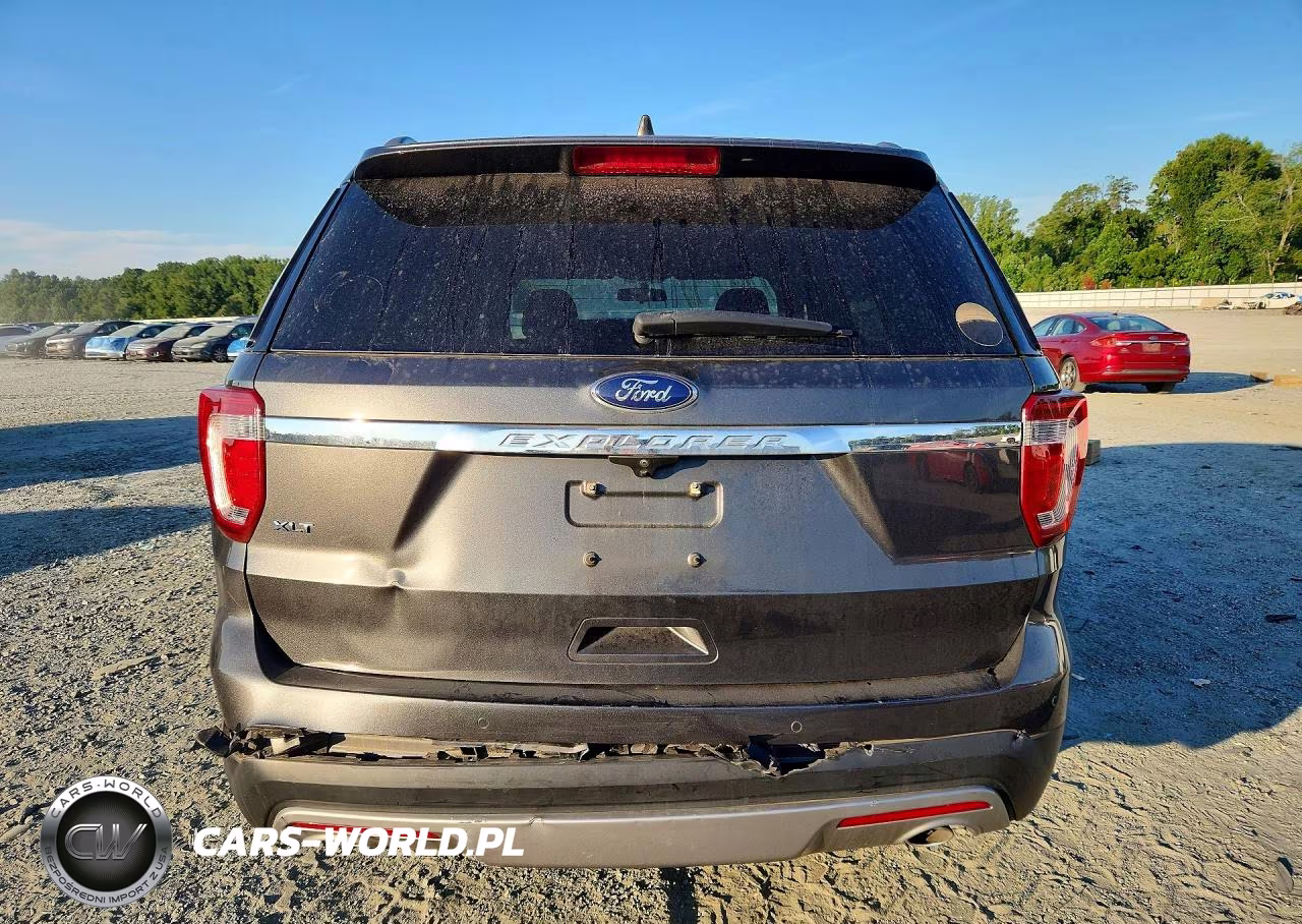 2017 Ford Explorer Xlt VIN:1FM5K7D84HGD96599 - 6