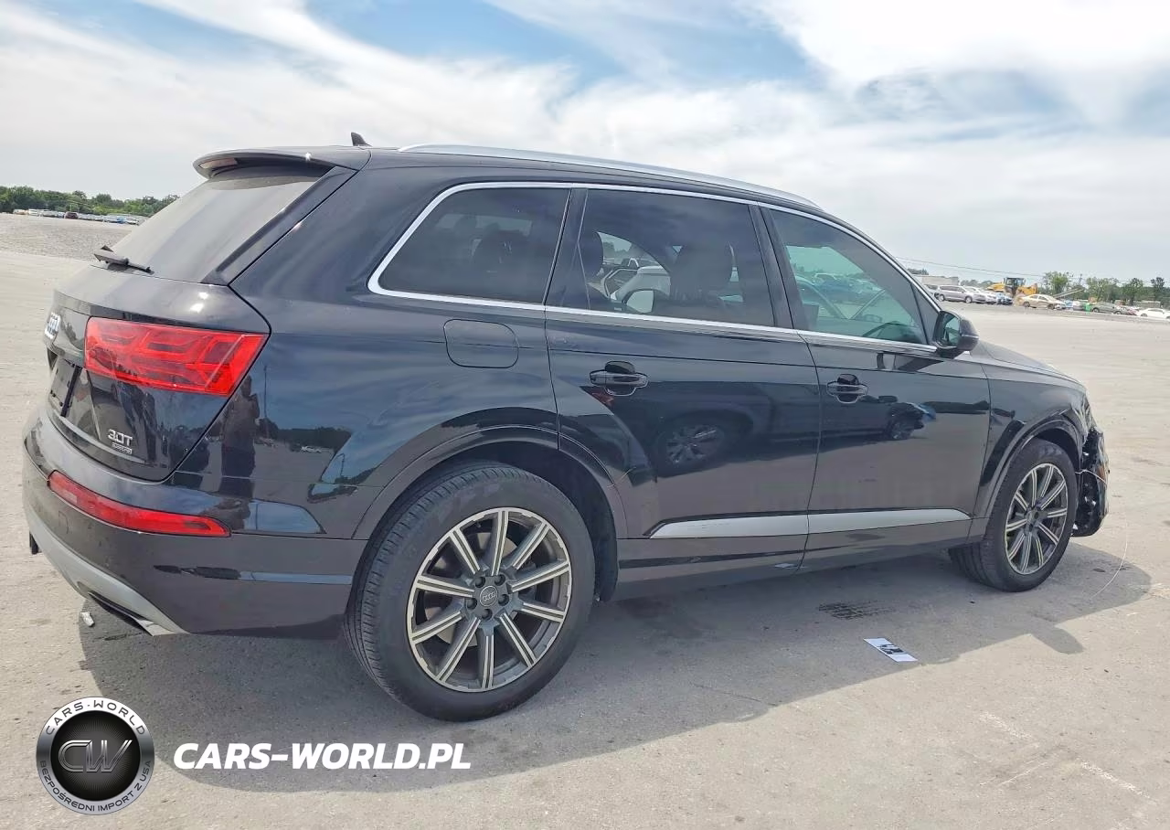 2017 Audi Q7 Premium Plus VIN:WA1LAAF78HD004607 - 3