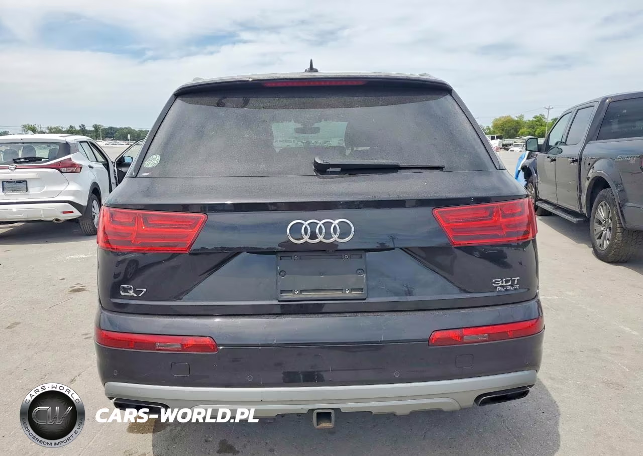 2017 Audi Q7 Premium Plus VIN:WA1LAAF78HD004607 - 6