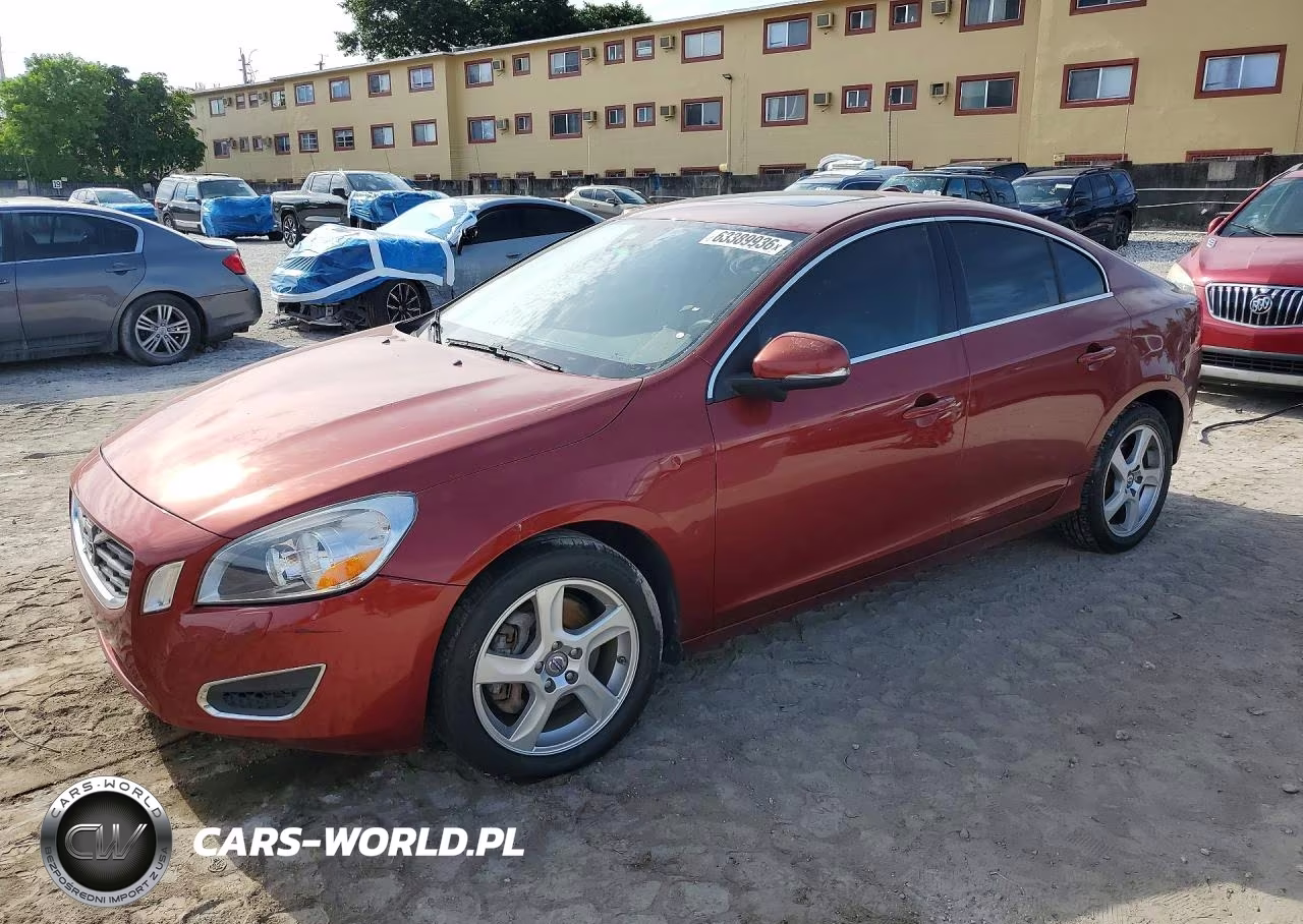 2013 Volvo S60 T5
