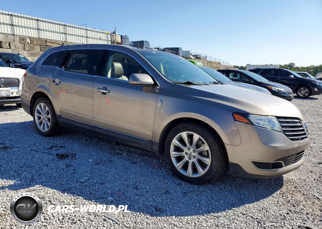 2018 Lincoln Mkt VIN:2LMHJ5AT0JBL01695 - 4