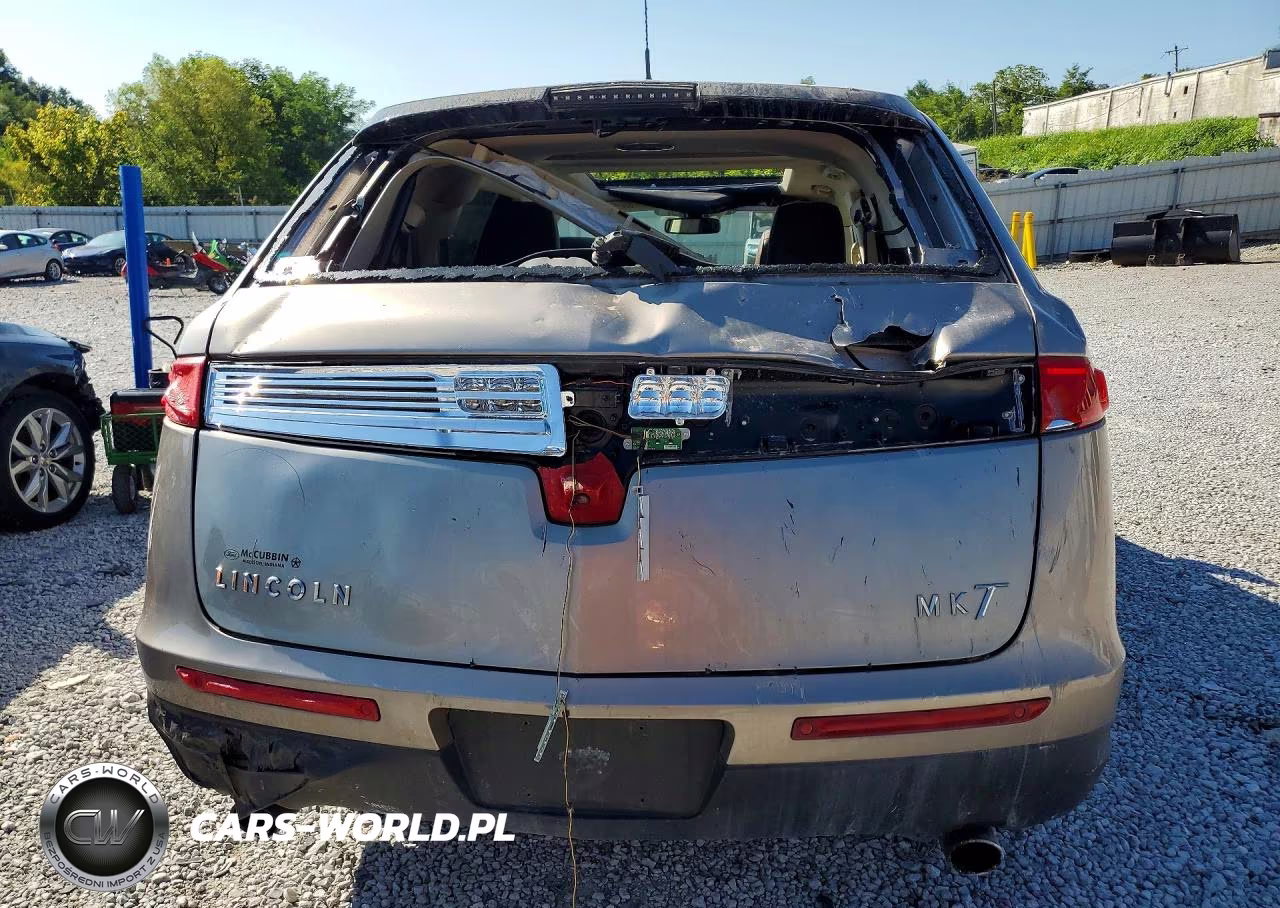 2018 Lincoln Mkt VIN:2LMHJ5AT0JBL01695 - 6