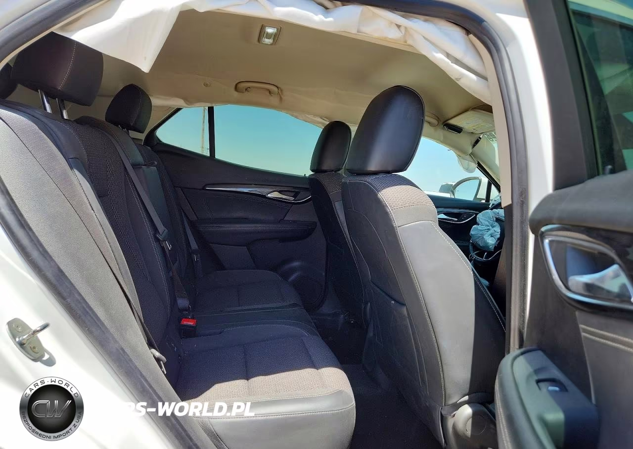 2023 Buick Envision Preferred VIN:LRBAZLR41PD032605 - 11