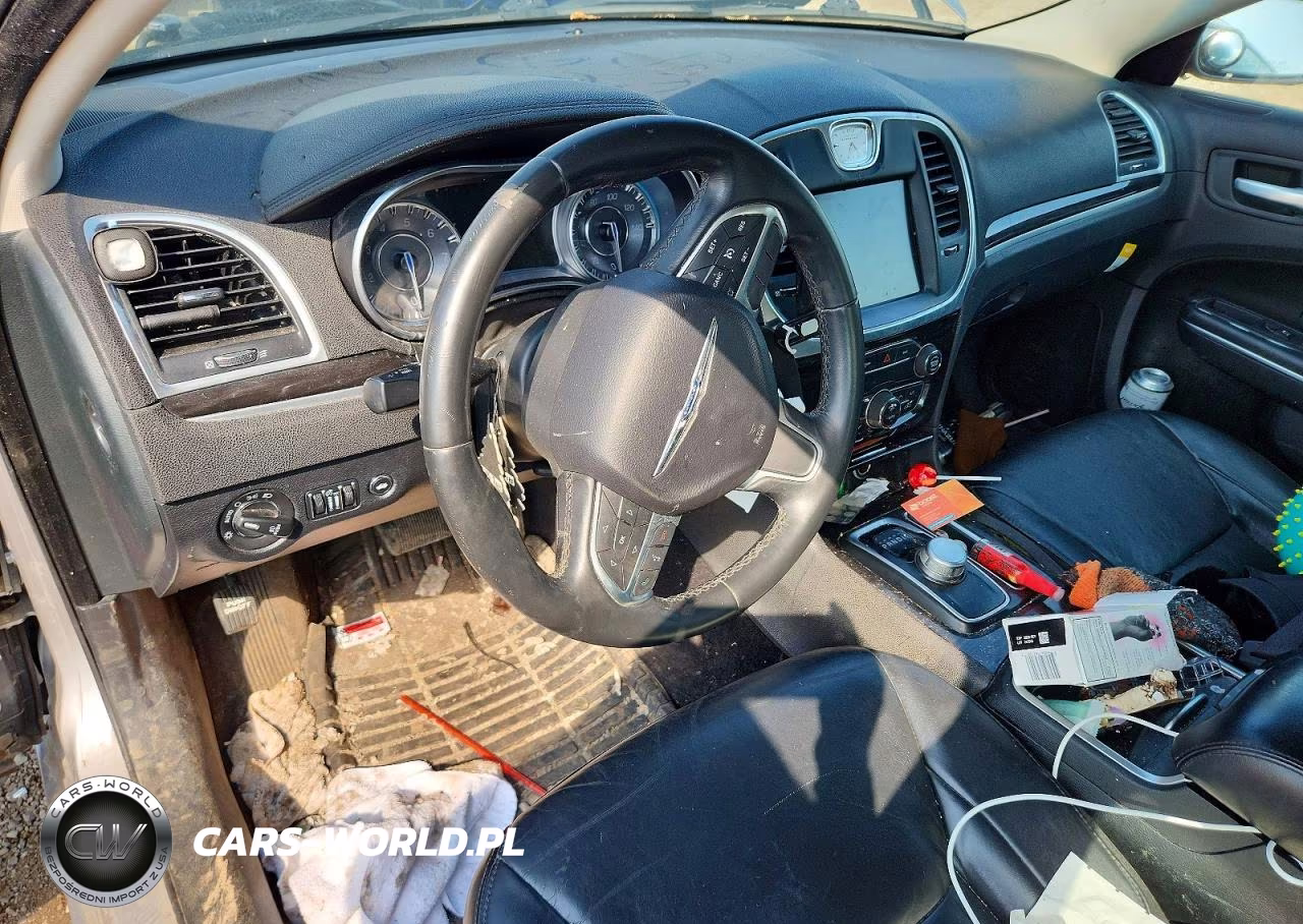 2015 Chrysler 300 Limited VIN:2C3CCARG4FH760693 - 8