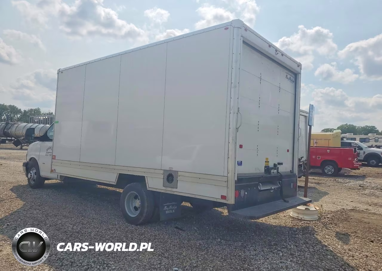 2025 Chevrolet Express Delivery Truck VIN:1HA3GTC78SN015687 - 2