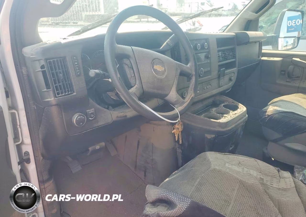 2025 Chevrolet Express Delivery Truck VIN:1HA3GTC78SN015687 - 8