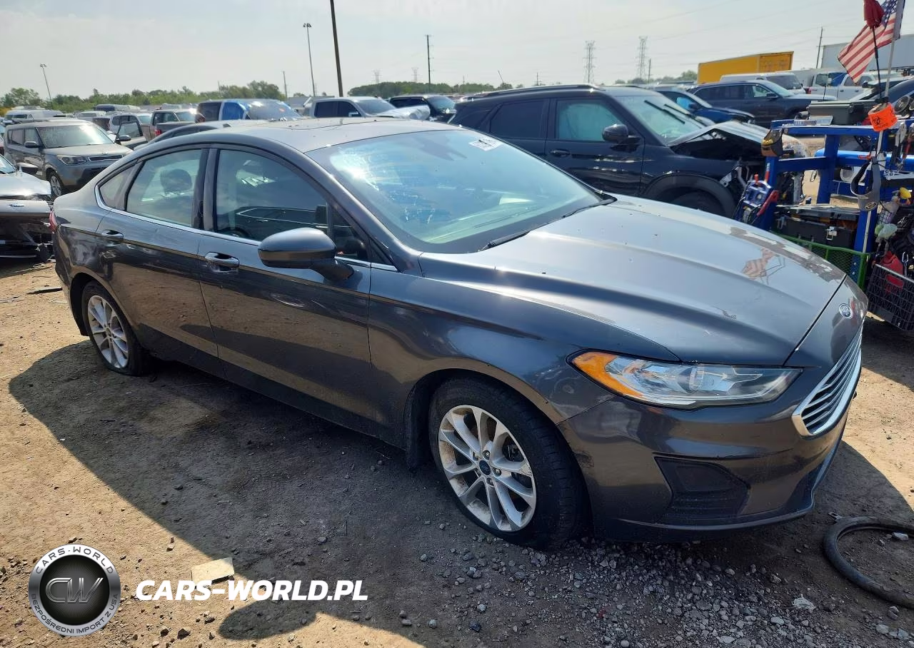 2020 Ford Fusion Se VIN:3FA6P0HDXLR136451 - 4