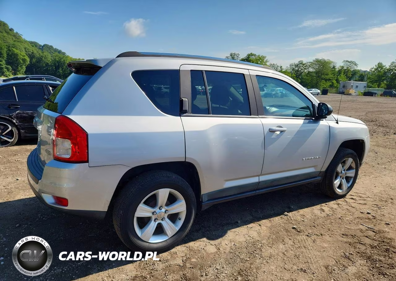 2011 Jeep Compass Sport VIN:1J4NT1FB1BD162124 - 3