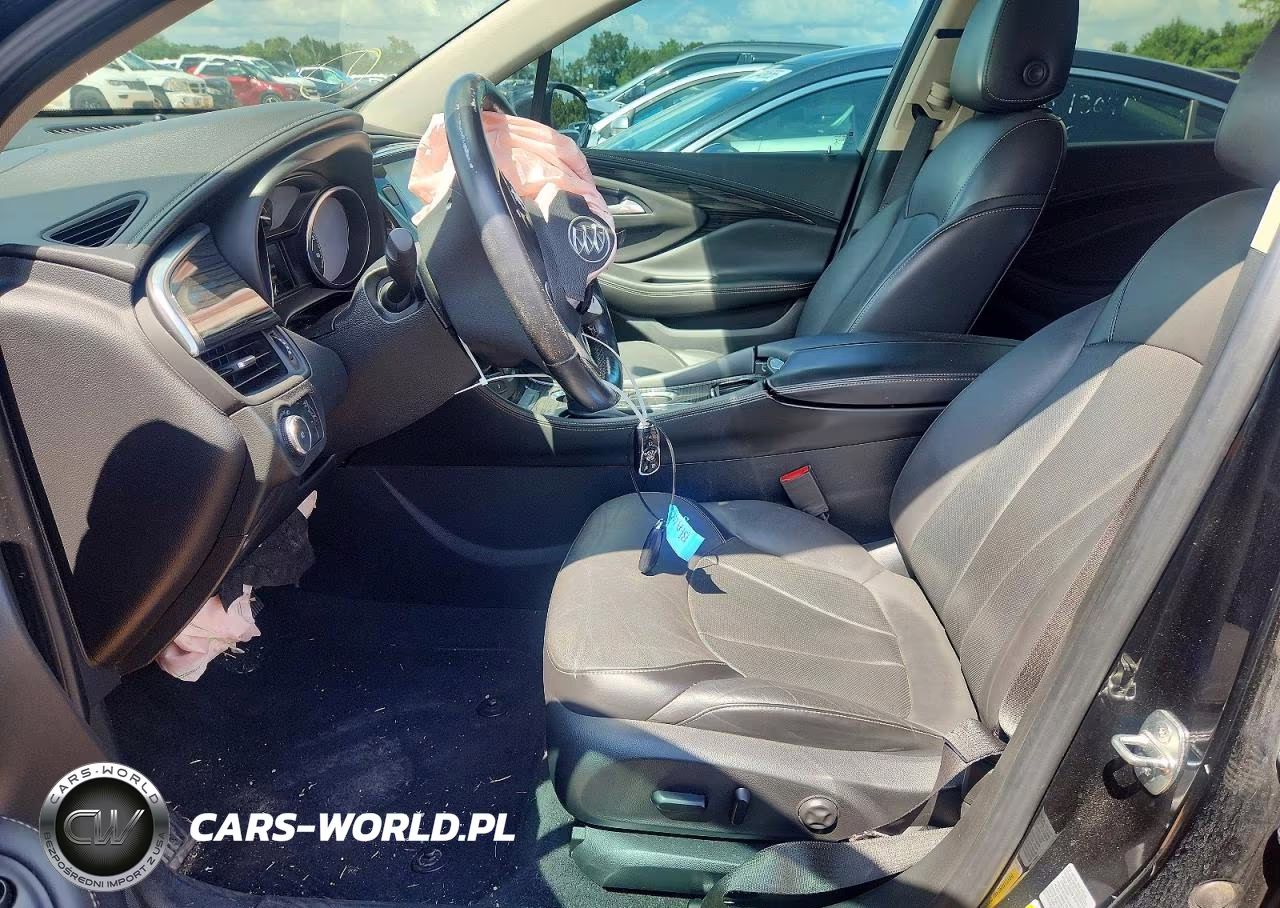 2017 Buick Envision Essence VIN:LRBFXBSA4HD104002 - 7