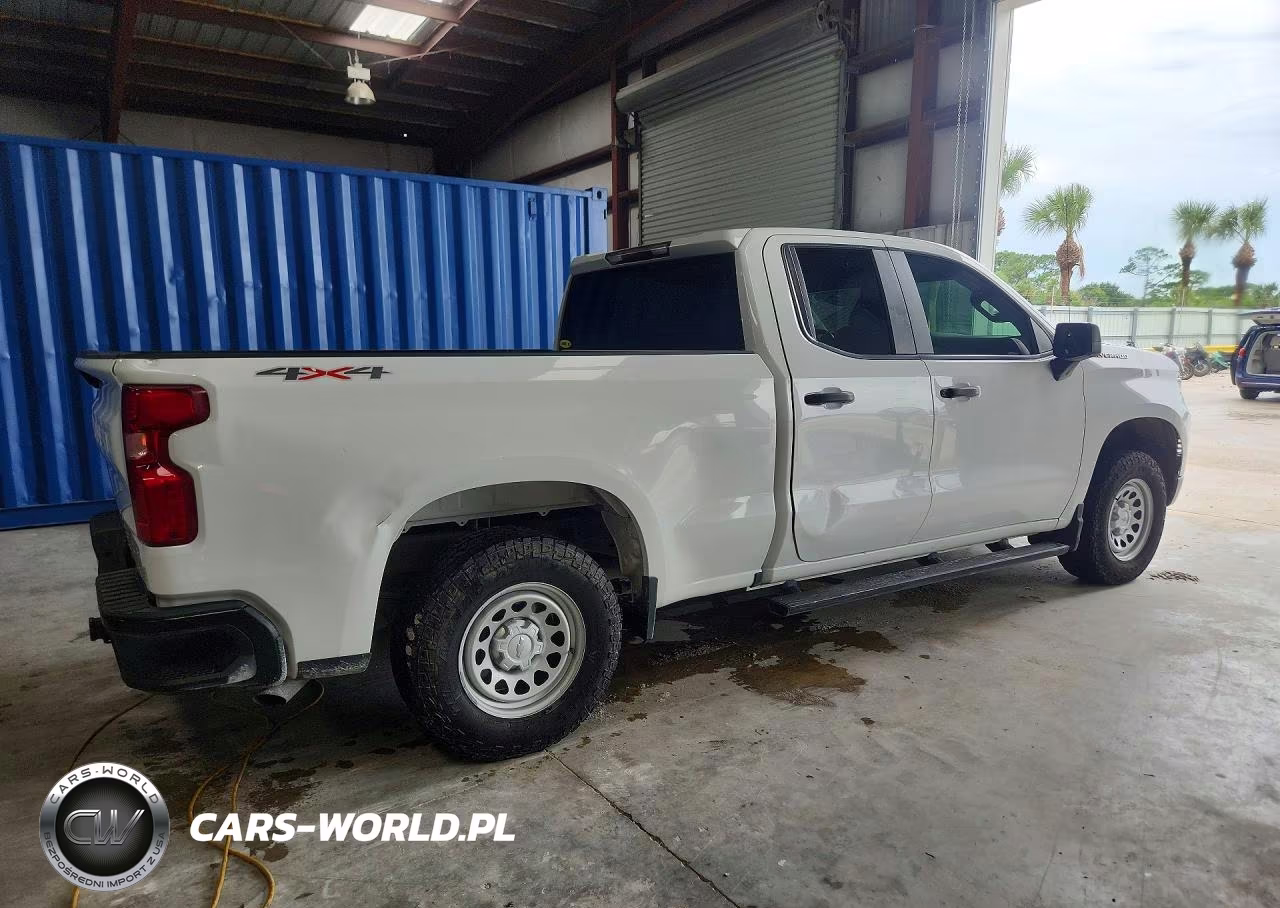 2024 Chevrolet Silverado K1500 VIN:1GCRDAEK4RZ176635 - 3