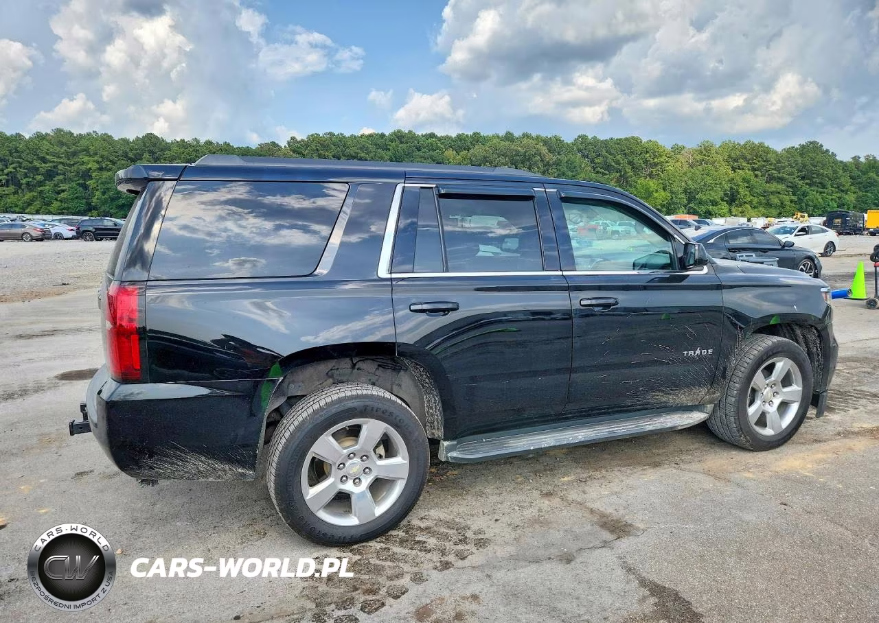 2018 Chevrolet Tahoe C1500 Ls VIN:1GNSCAKC7JR185360 - 3