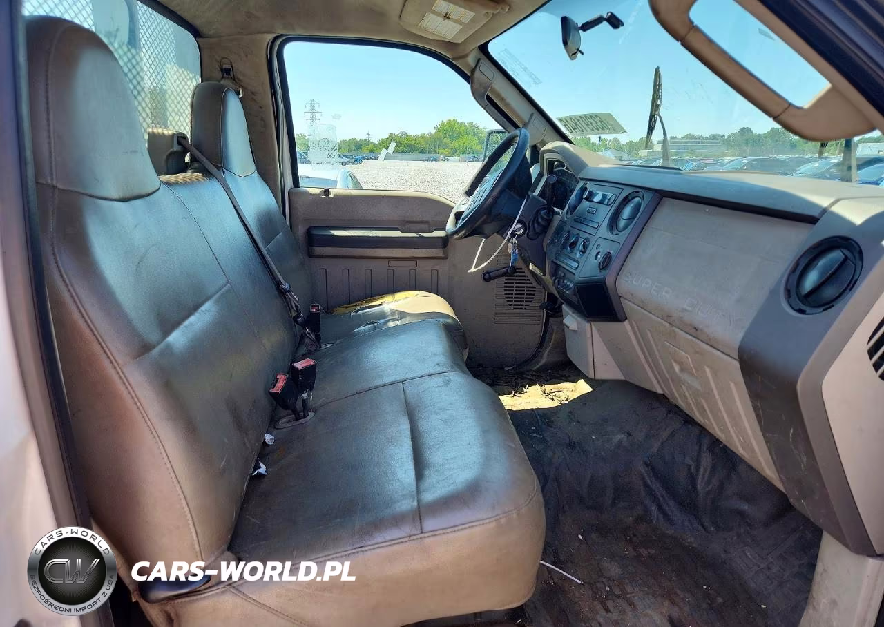 2008 Ford F550 Super Duty VIN:1FDAF56R08EA05912 - 10
