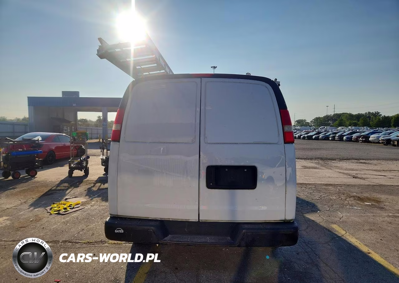 2015 Chevrolet Express G2500 VIN:1GCWGFCF5F1252239 - 6